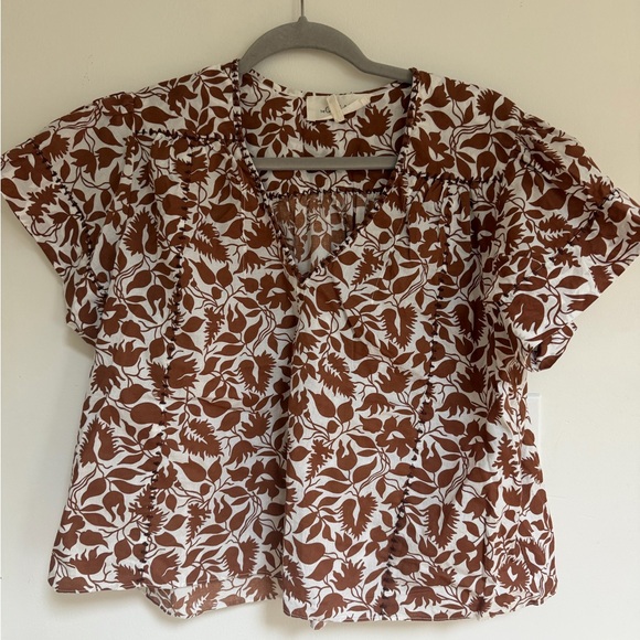 THE GREAT. Tops - The Great Brown Floral Print V-Neck Short Sleeve Top